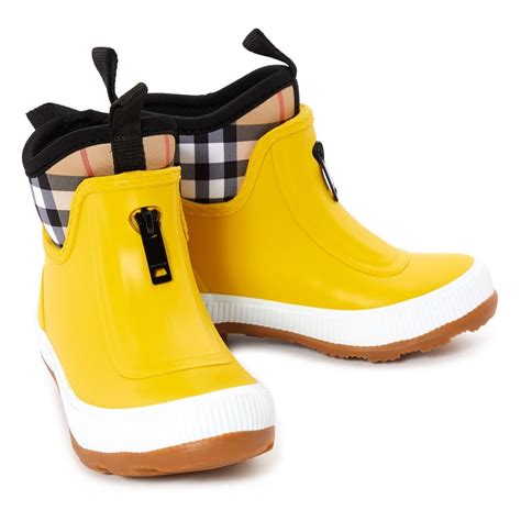 botte de pluie burberry enfant|Children’s Rainwear .